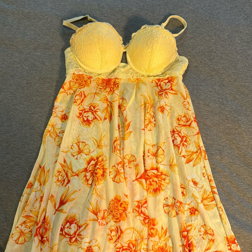 Lingerie style padded flowy top